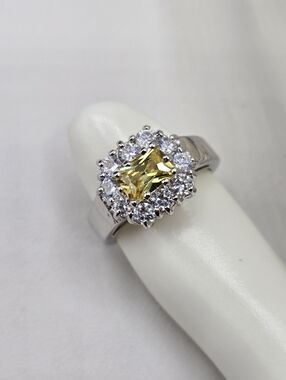 Swarovski Crystal Elements Silver Statement Ring Yellow Citrine Size 6 Bridal